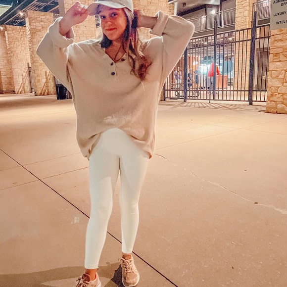 Ivory Ribbed Legging Set - Picture 6 of 10